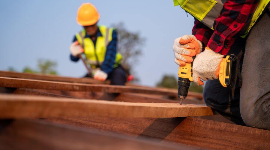Expert Emergency Roof Repairs services in Mayersville, MS